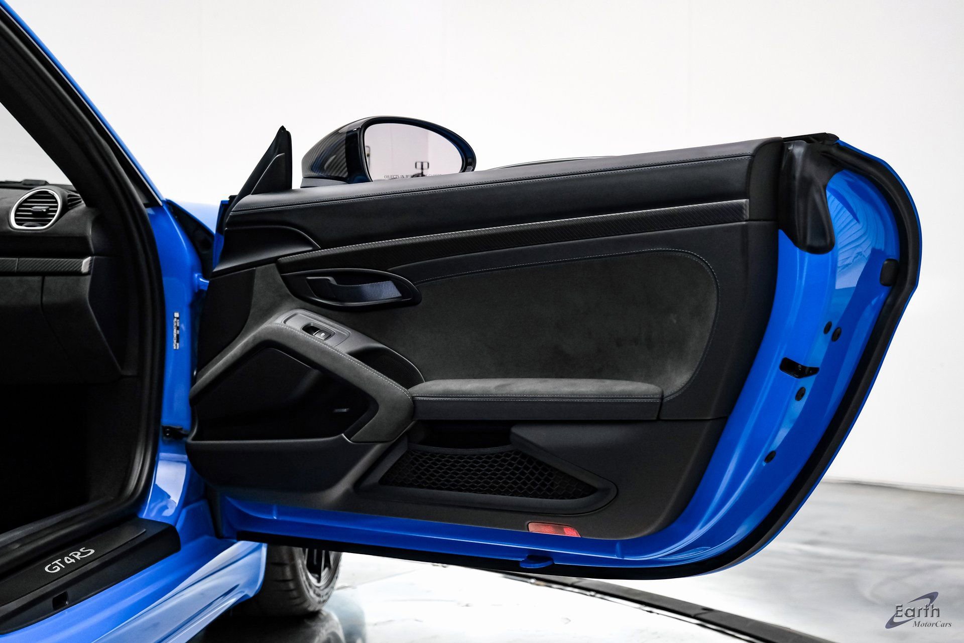 Used 2024 Porsche 718 Cayman GT4 RS RWD image 59