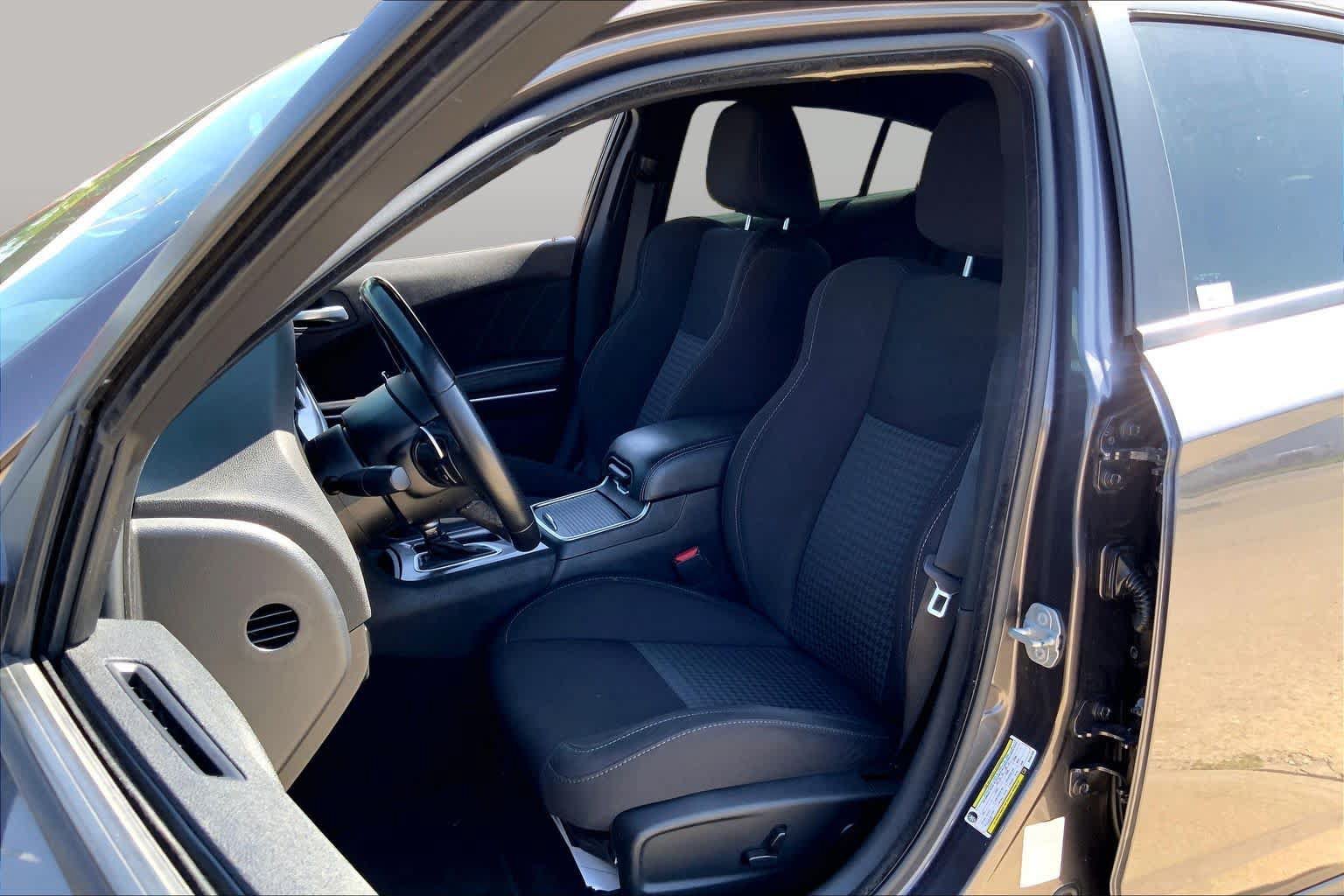 Used 2021 Dodge Charger R/T RWD image 7