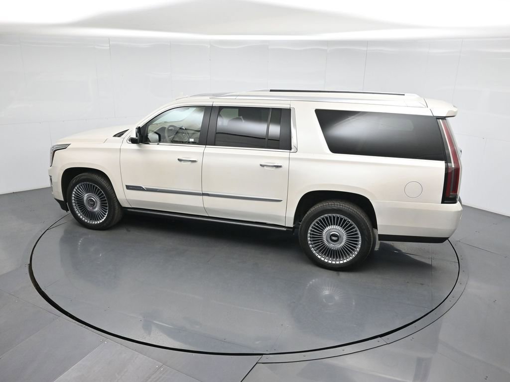 Used 2015 Cadillac Escalade ESV Platinum image 44
