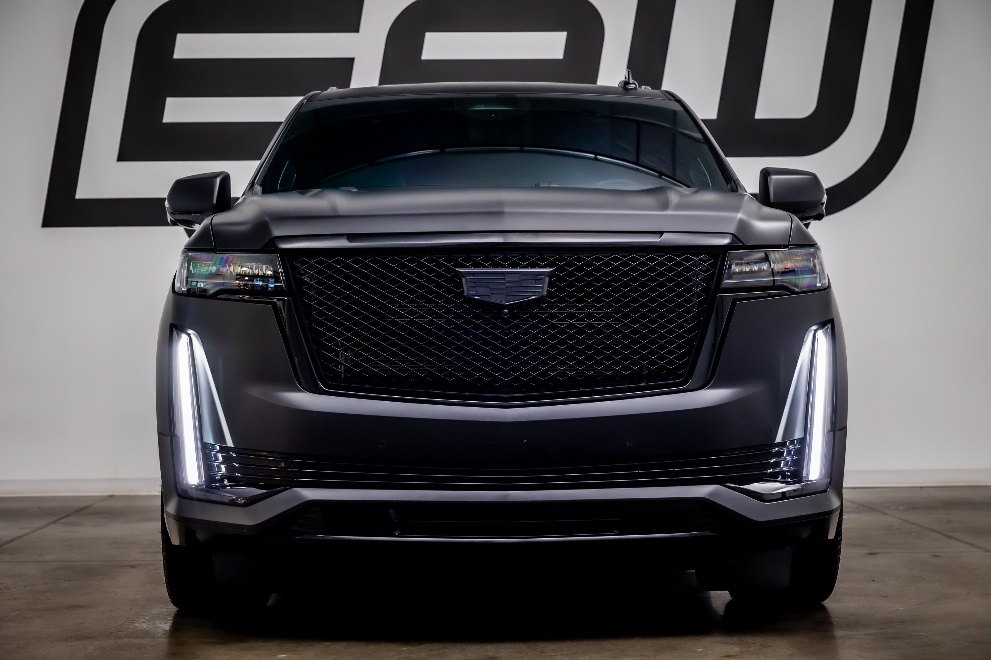 Used 2023 Cadillac Escalade Sport Platinum AWD/4WD image 4