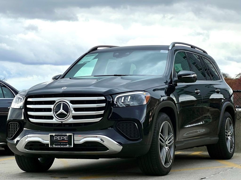 Certified 2025 Mercedes-Benz GLS 450 4MATIC image 4