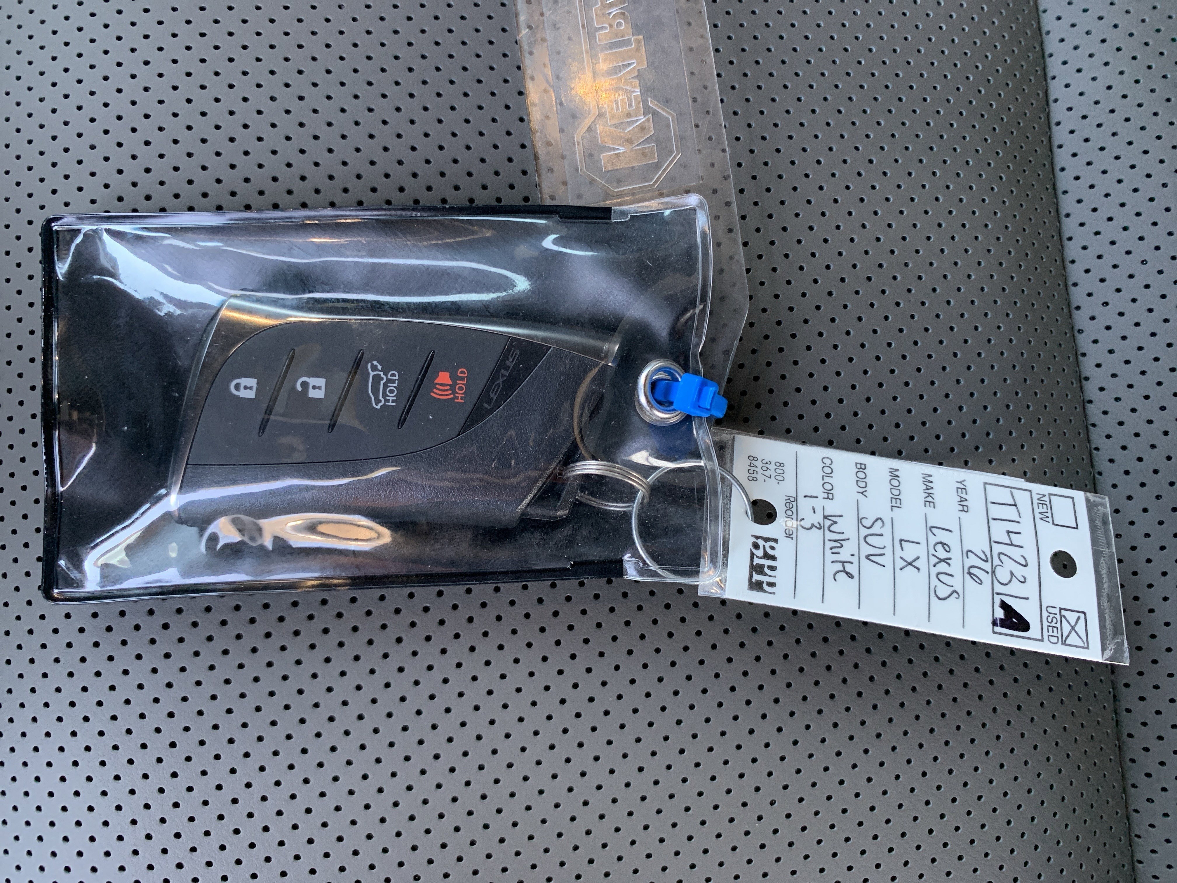 Certified 2026 Lexus LX 700h Overtrail w/ Accessory Package (Z1) image 37