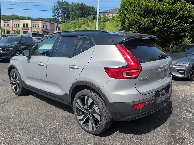 Used 2023 Volvo XC40 B5 Ultimate w/ Climate Package AWD/4WD image 8