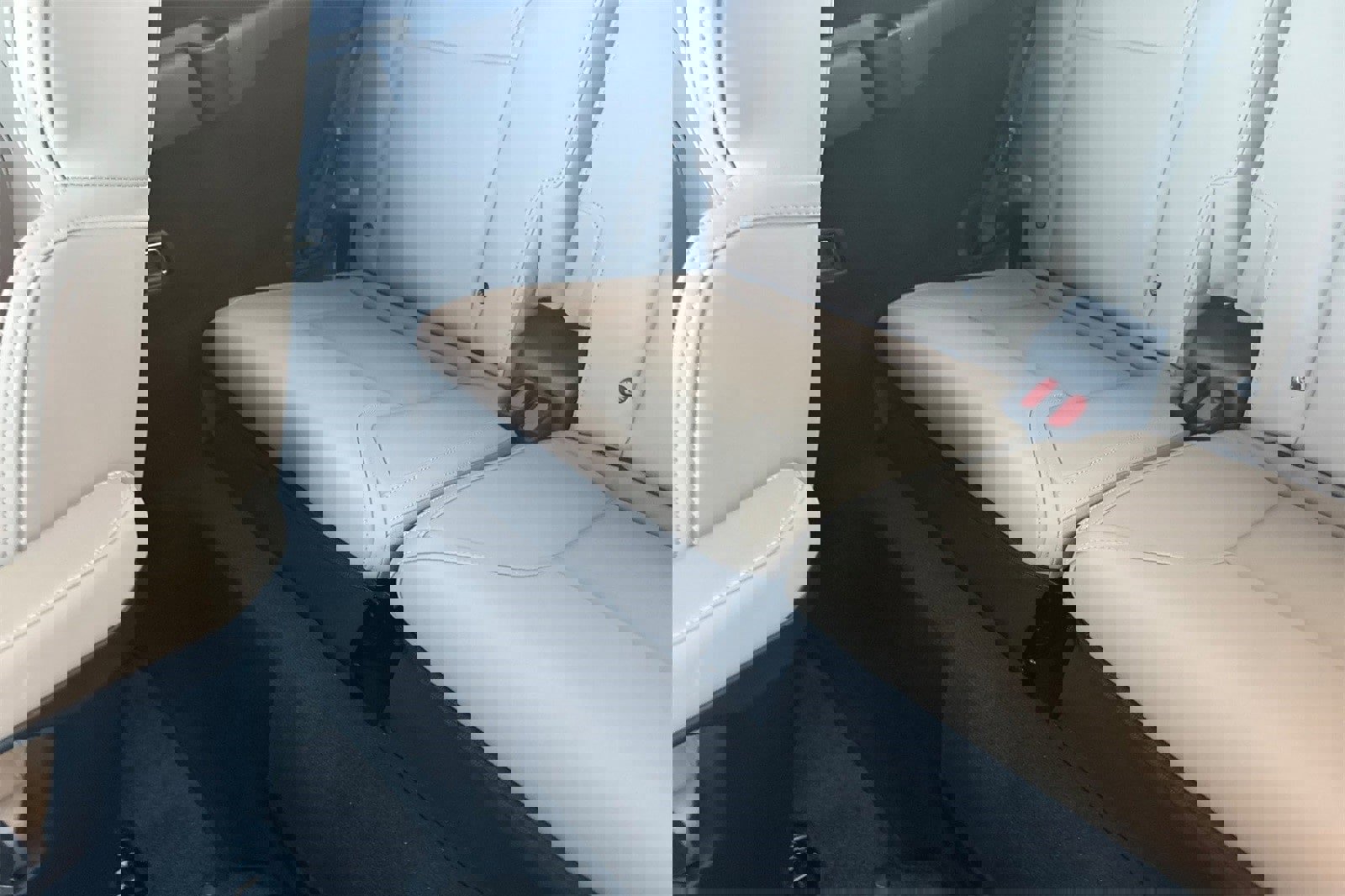 Used 2025 Volvo EX90 Ultra image 15