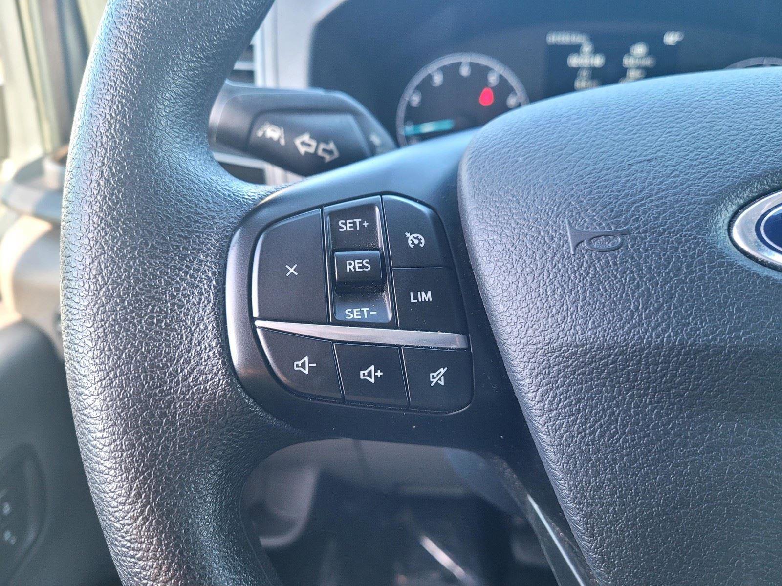 Used 2023 Ford Transit 350 XLT image 27