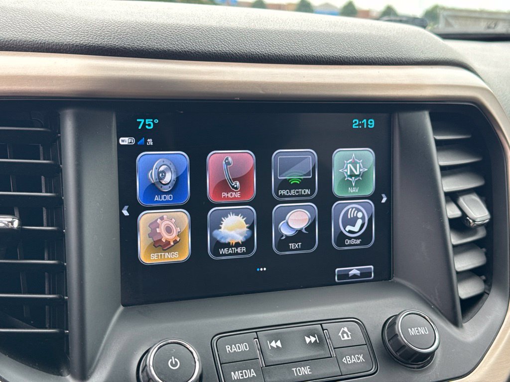 Used 2019 GMC Acadia Denali AWD/4WD image 17