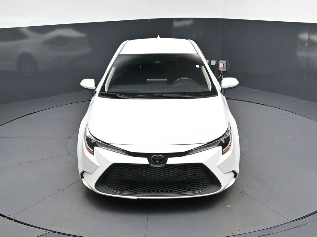 Used 2022 Toyota Corolla LE FWD image 38