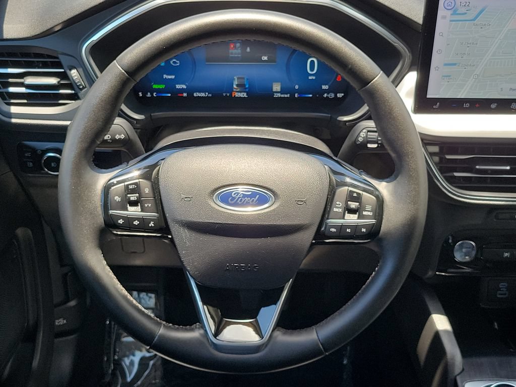 Used 2023 Ford Escape Platinum FWD image 22