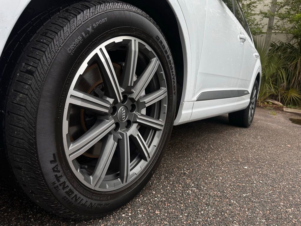 Used 2019 Audi Q7 2.0T Premium Plus image 2