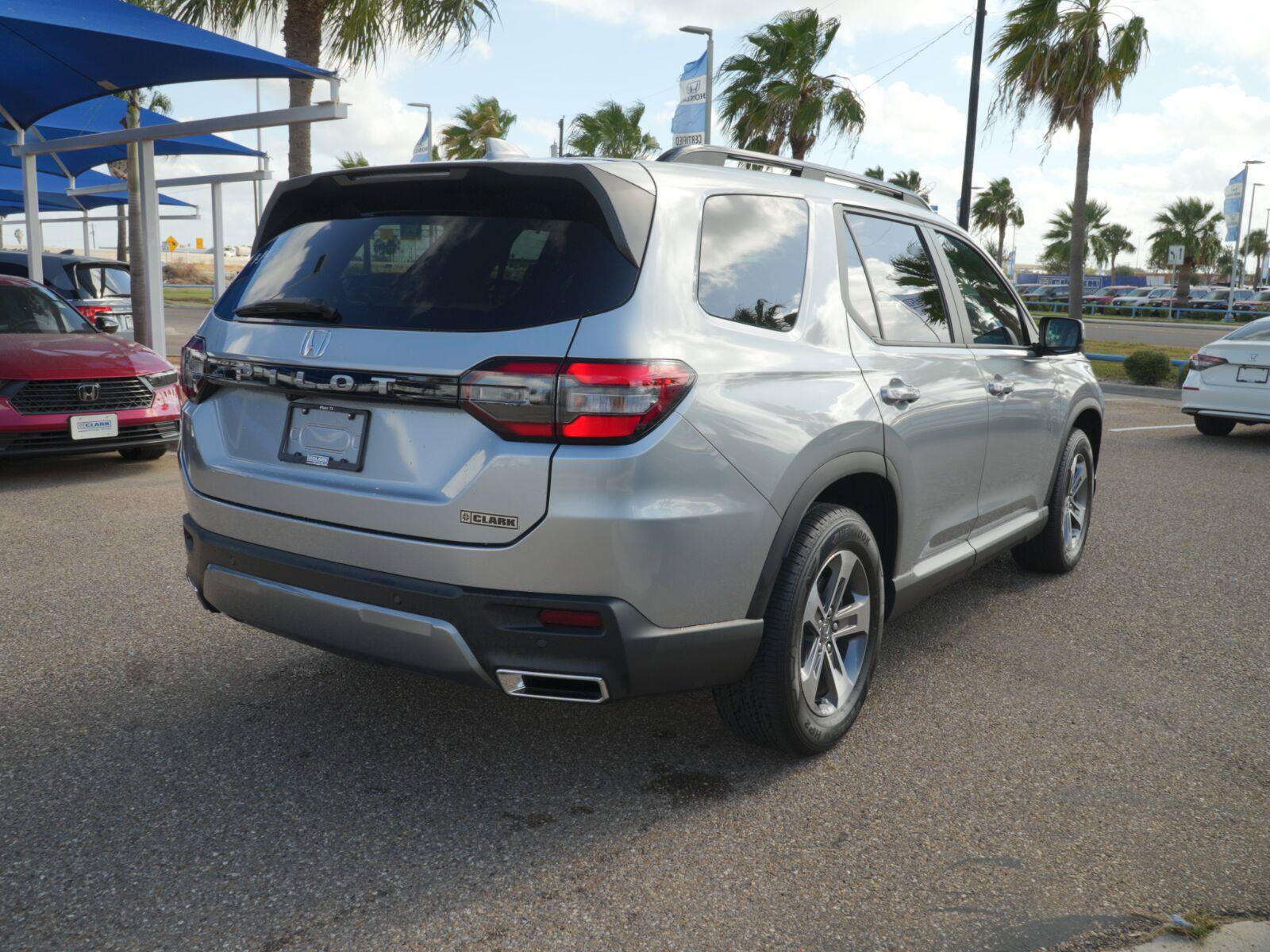 Certified 2026 Honda Pilot EX-L image 10