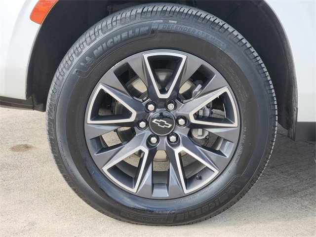 Used 2021 Chevrolet Suburban Z71 w/ Z71 Off-Road Package image 10