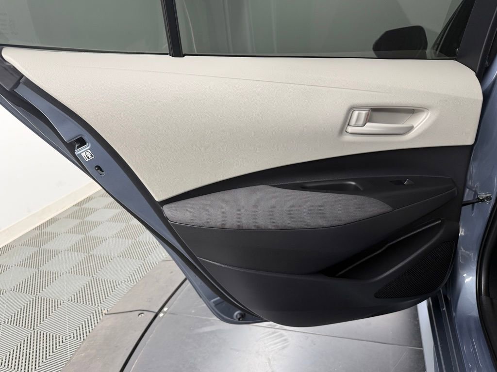 Used 2024 Toyota Corolla LE w/ LE Convenience Package image 34