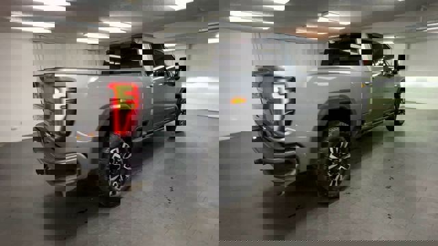 Certified 2025 GMC Sierra 2500 Denali Ultimate image 8