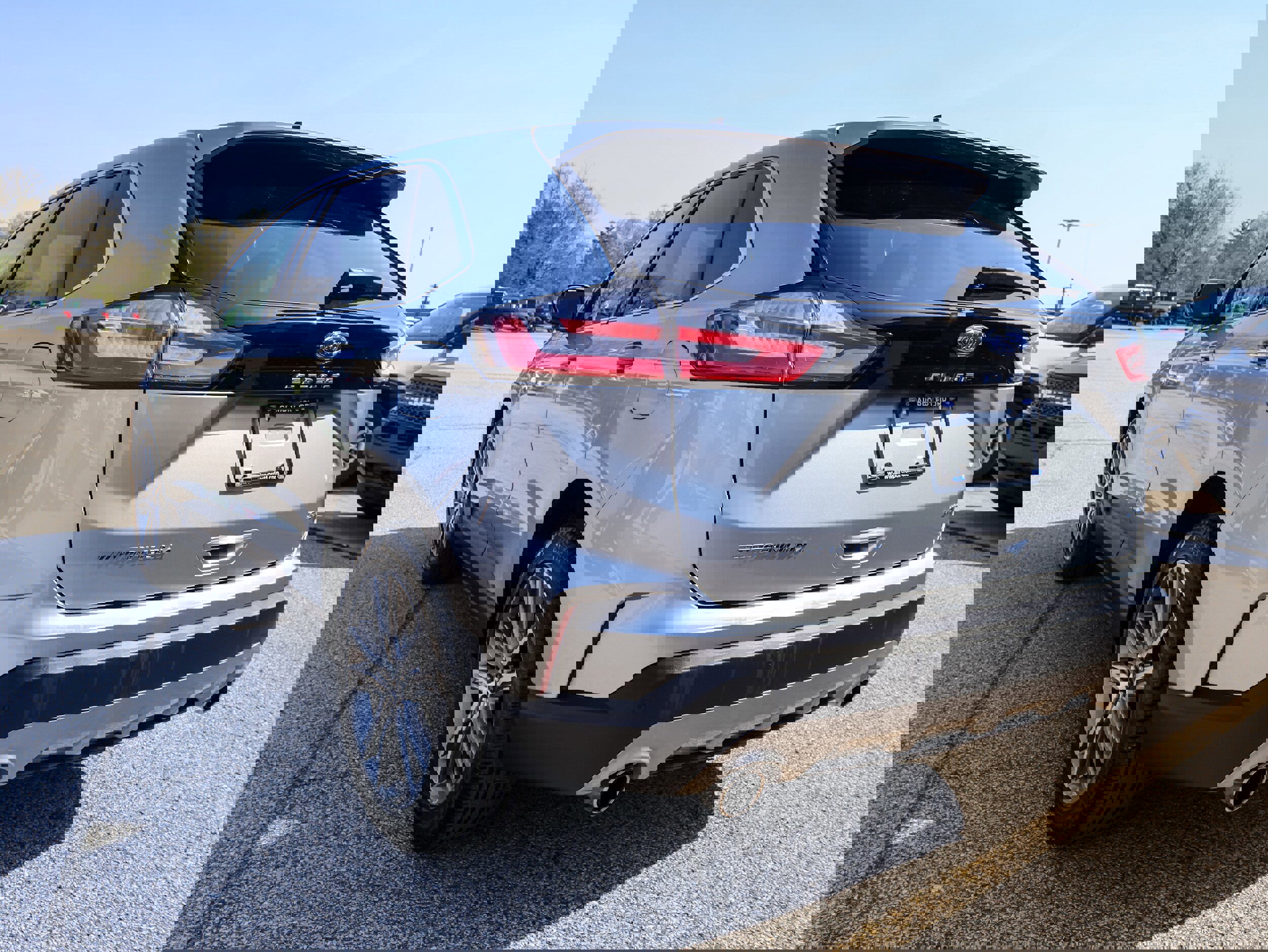 Used 2024 Ford Edge Titanium w/ Equipment Group 301A image 3