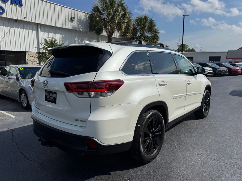 Used 2019 Toyota Highlander SE AWD/4WD image 8