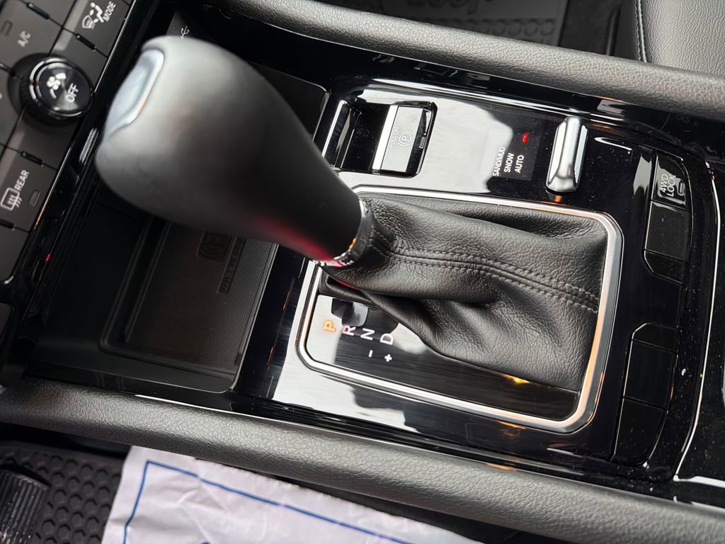 New 2026 Jeep Compass Latitude image 22