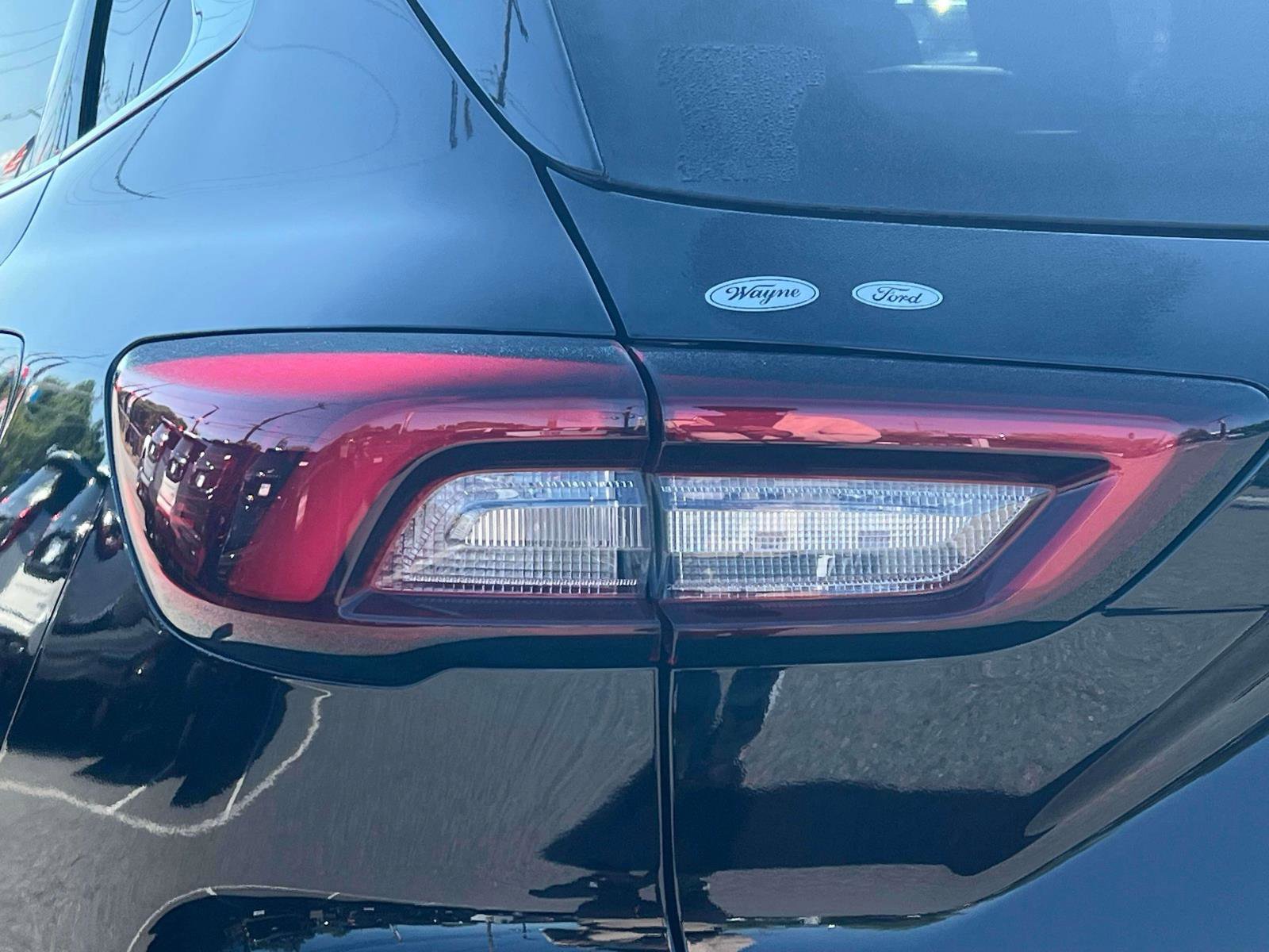 Used 2023 Ford Escape Platinum w/ Premium Technology Package image 10