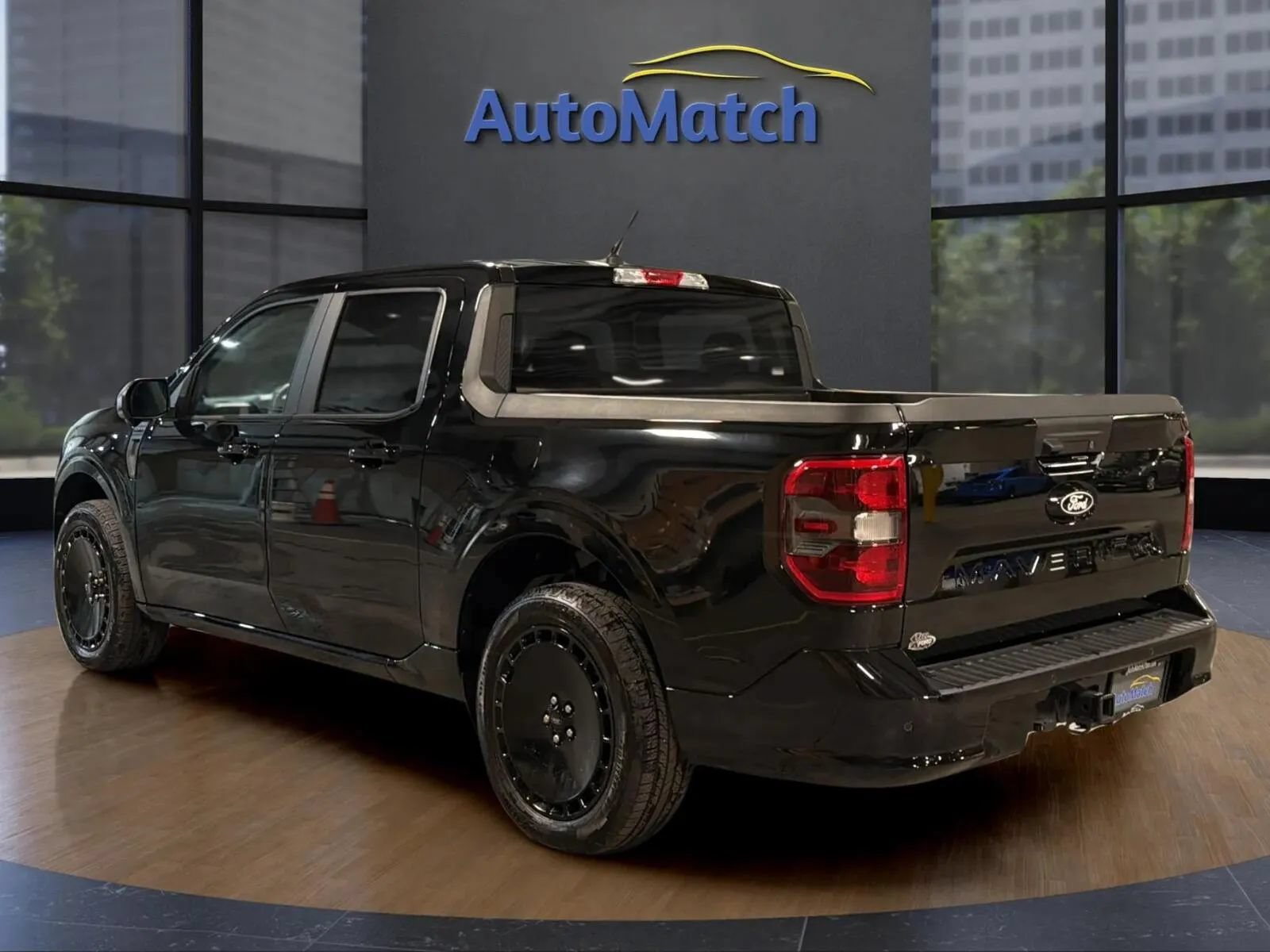Used 2025 Ford Maverick Lobo AWD/4WD image 9