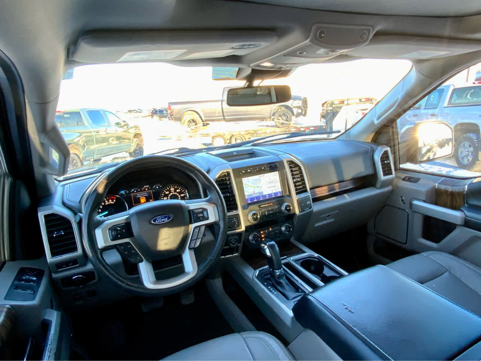 Used 2019 Ford F150 Lariat w/ Equipment Group 502A Luxury image 31