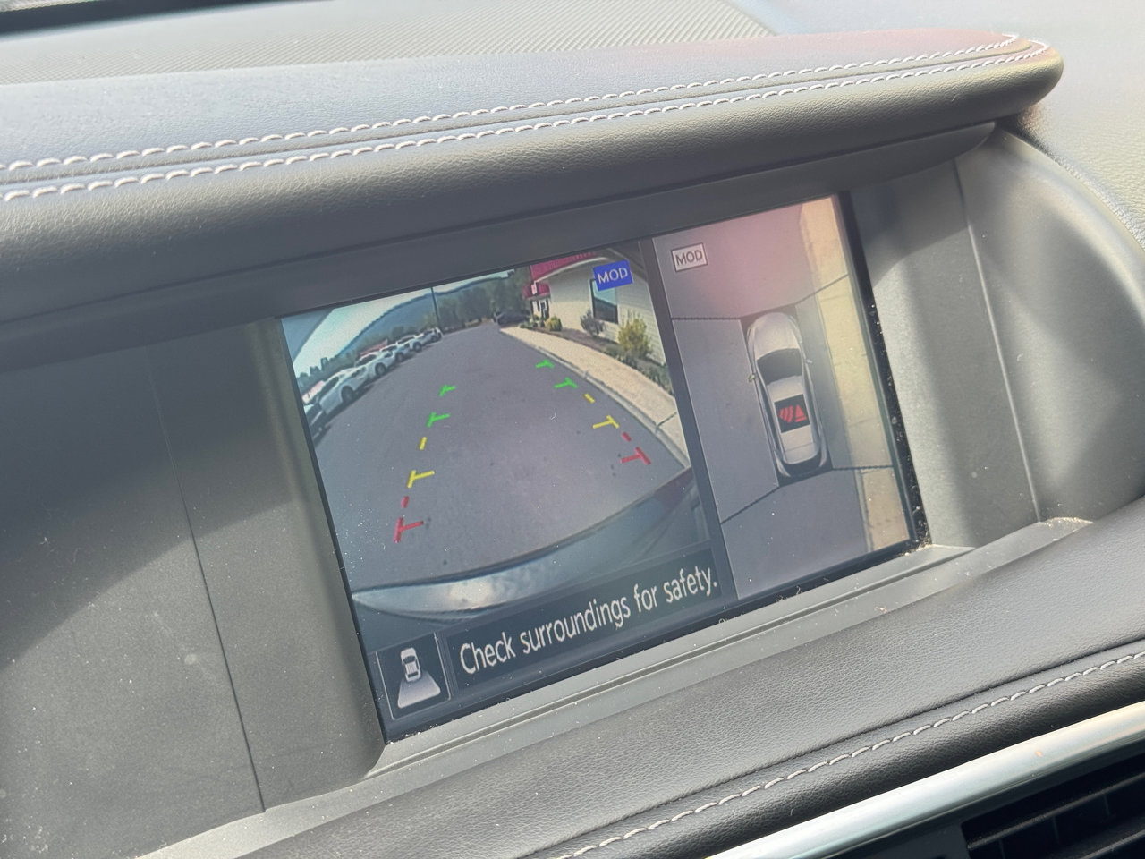 Used 2018 INFINITI QX30 Sport w/ Sport Leather Package image 19