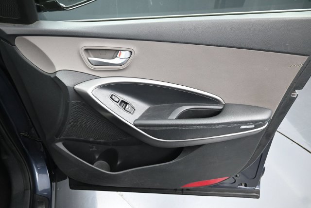 Used 2013 Hyundai Santa Fe Sport FWD image 41