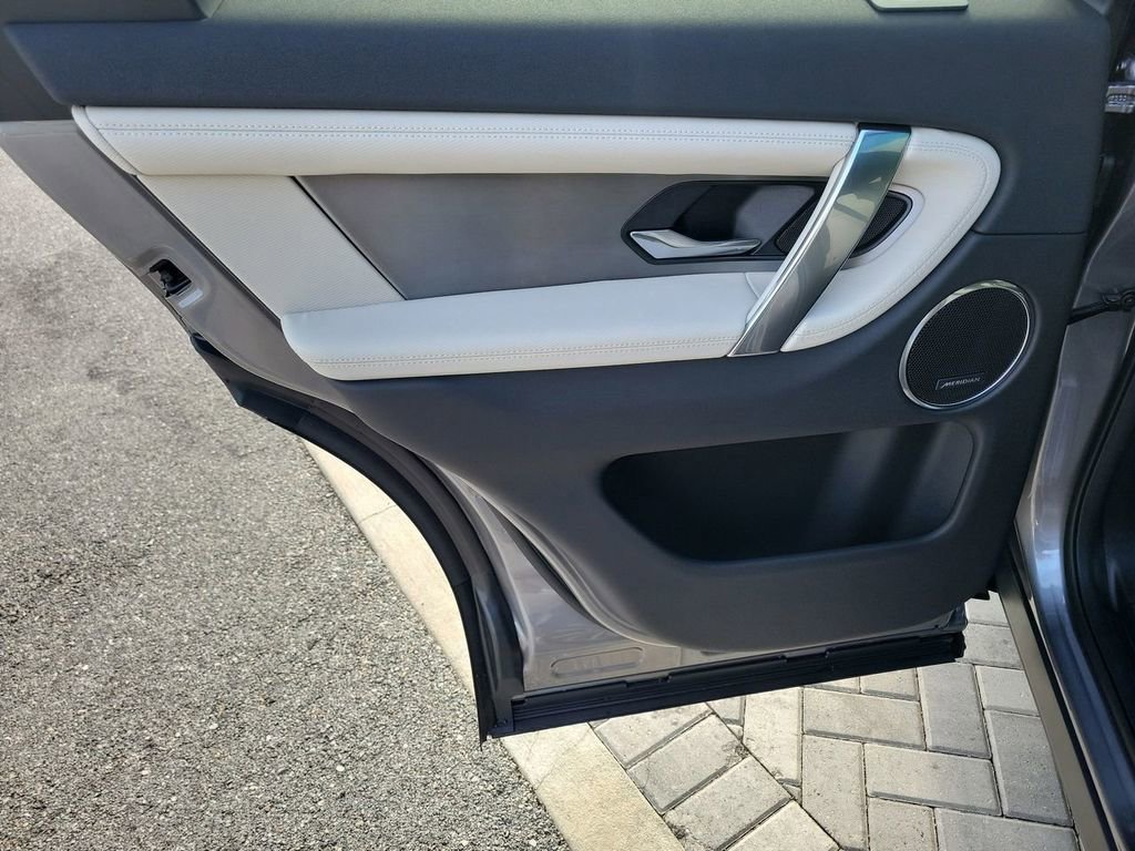 New 2025 Land Rover Discovery Sport Dynamic SE AWD/4WD image 22