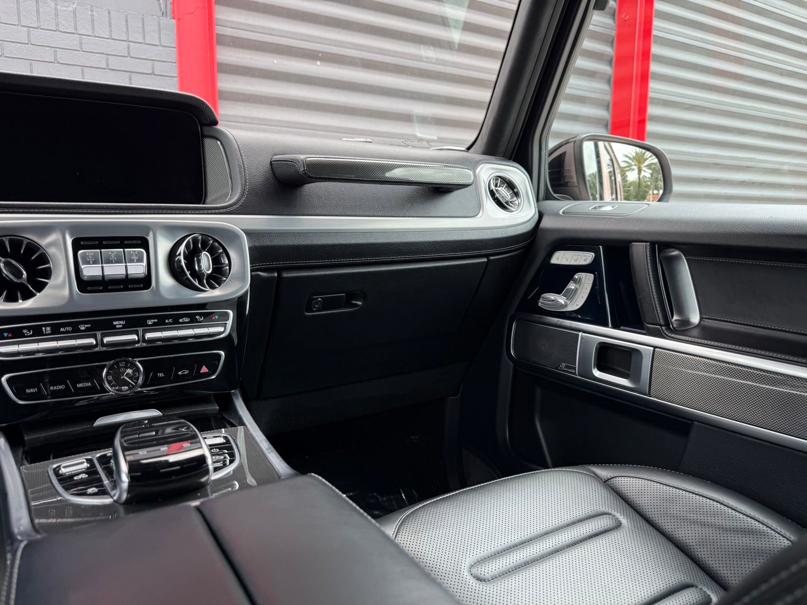 Used 2021 Mercedes-Benz G 550 w/ Exclusive Interior Package image 23