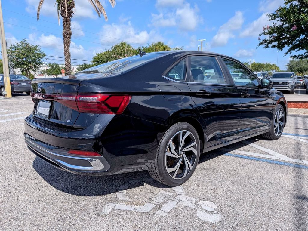 Used 2026 Volkswagen Jetta SEL FWD image 6