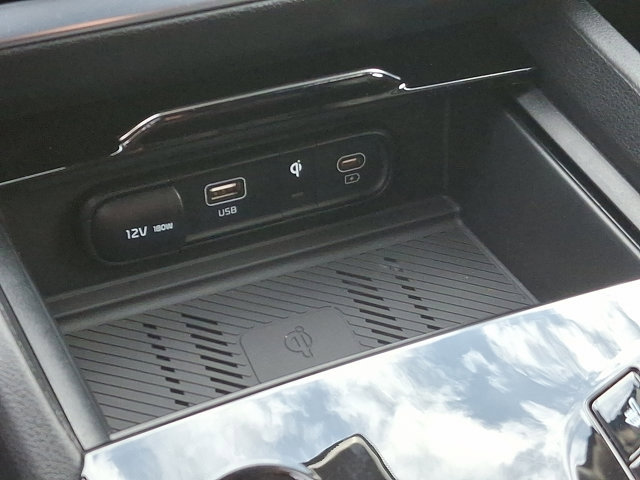 Used 2023 Kia Sportage EX image 24