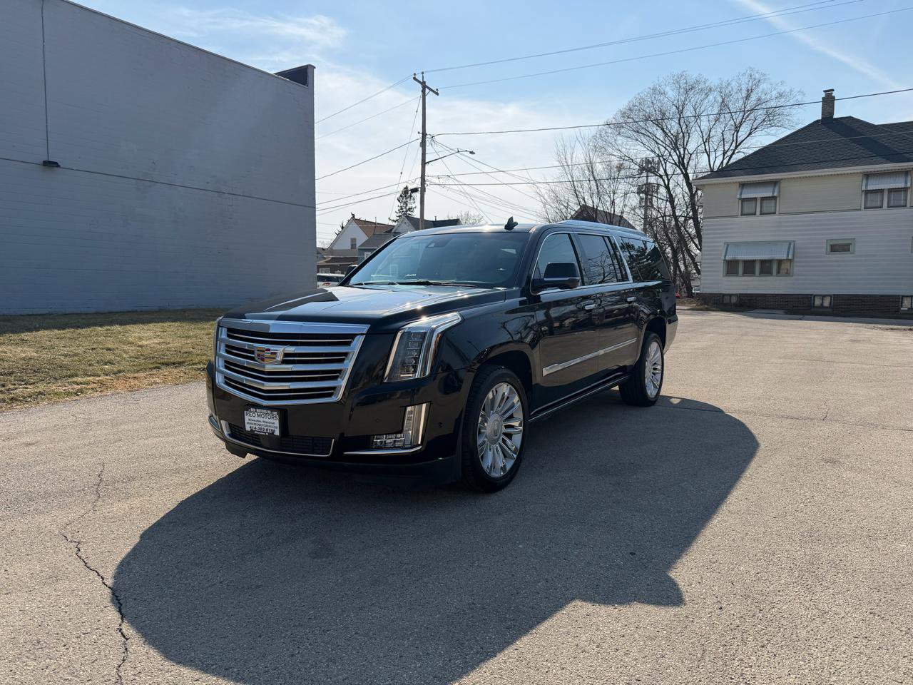 Used 2020 Cadillac Escalade ESV Platinum AWD/4WD image 3
