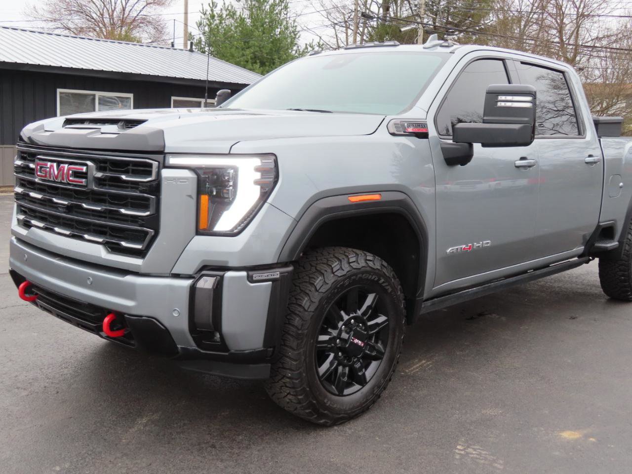 Used 2024 GMC Sierra 2500 AT4 w/ AT4 Premium Plus Package image 9