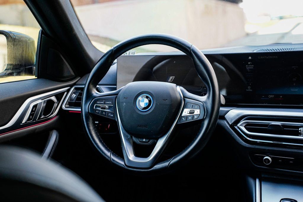 Used 2023 BMW i4 eDrive35 w/ Premium Package image 11