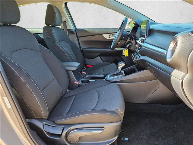 Used 2024 Kia Forte LXS FWD image 19