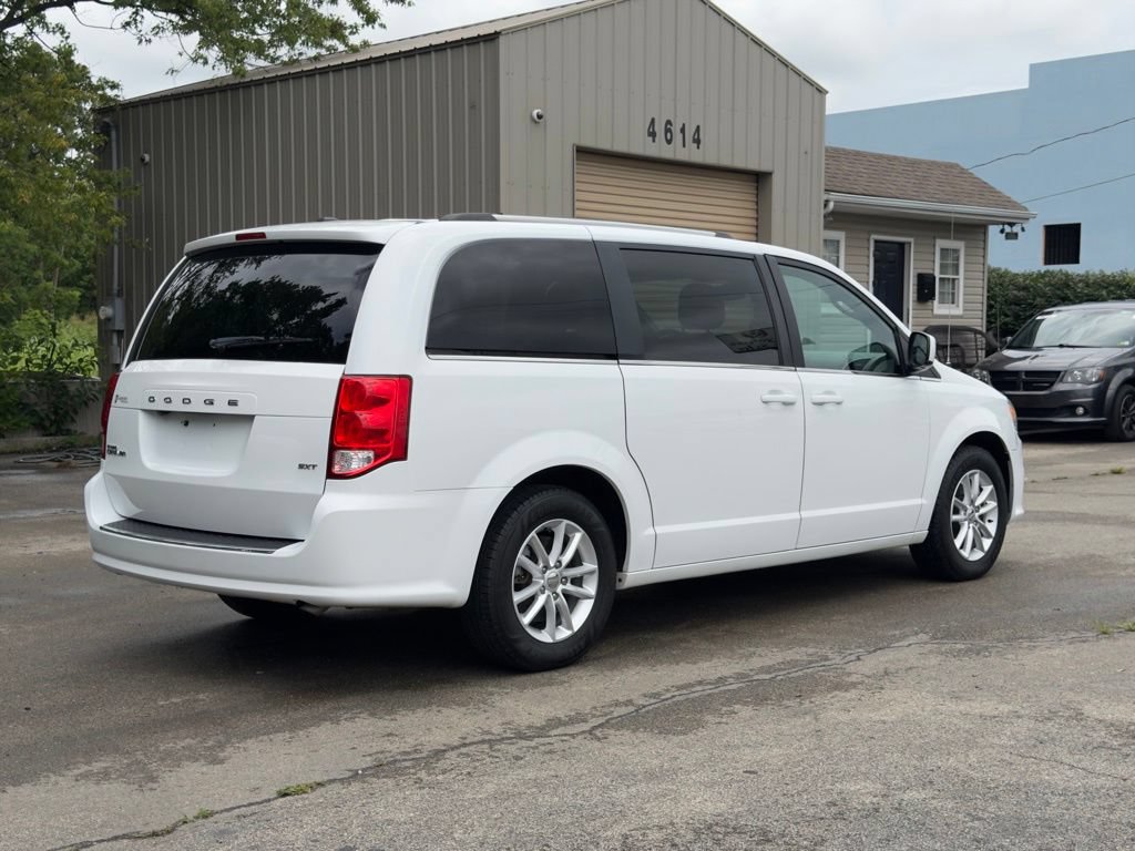 Used 2020 Dodge Grand Caravan SXT FWD image 4
