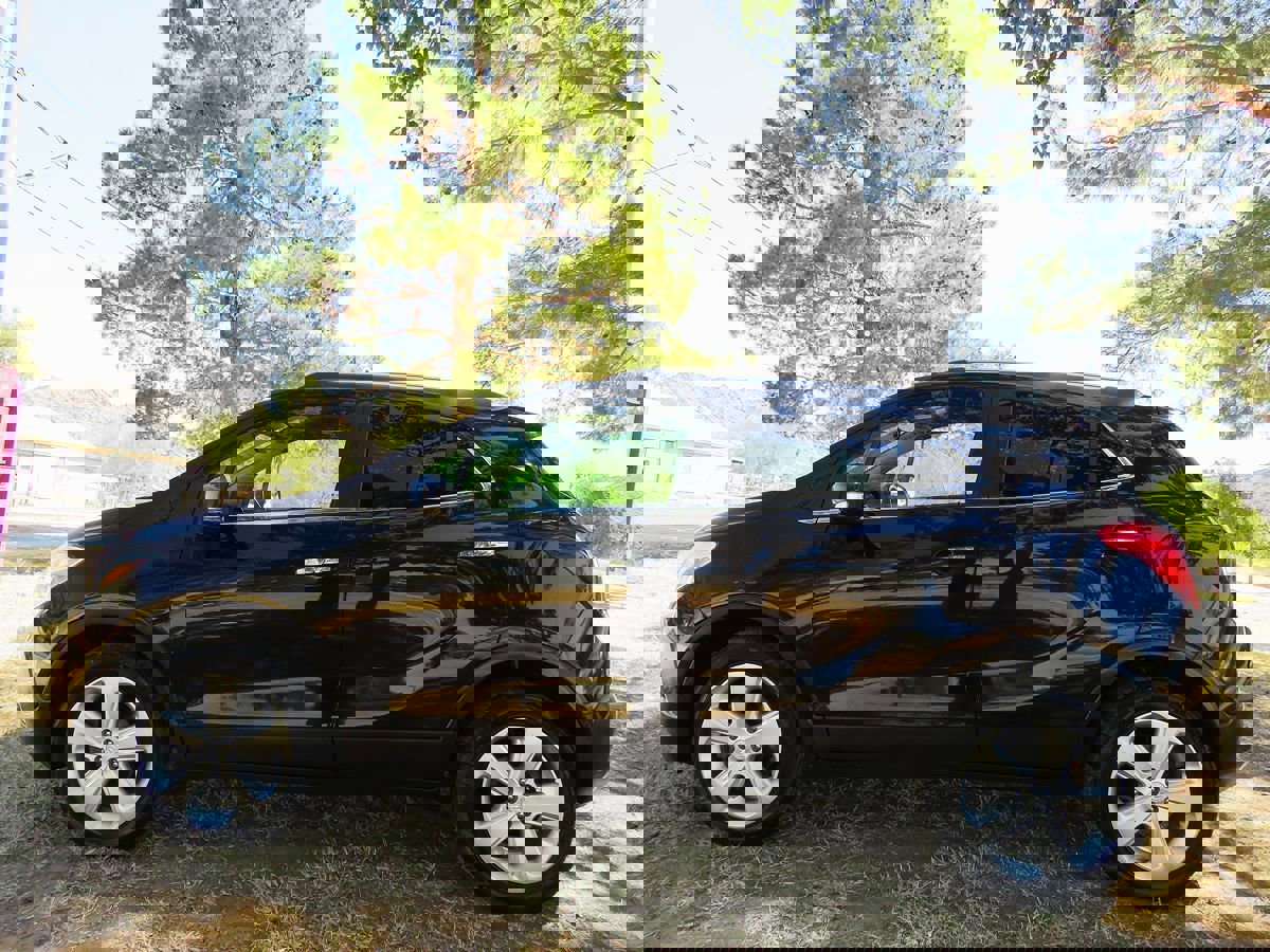 Used 2016 Buick Encore Leather image 3