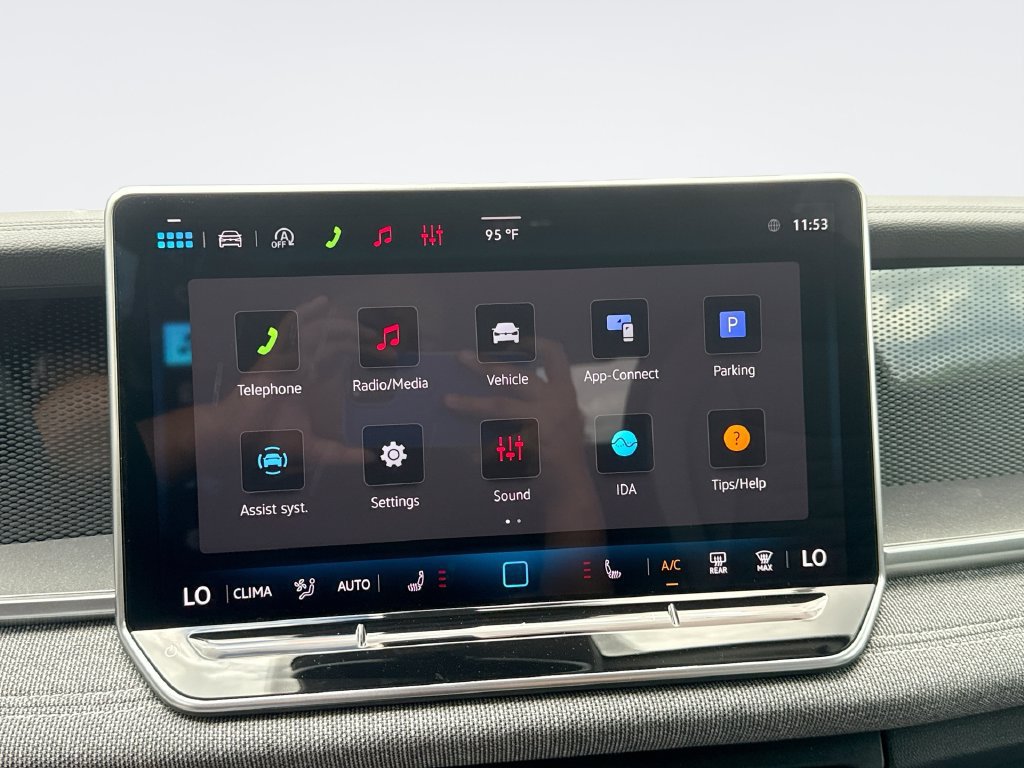 New 2026 Volkswagen Tiguan S FWD image 18