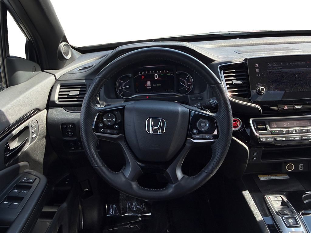 Used 2022 Honda Passport Elite image 12