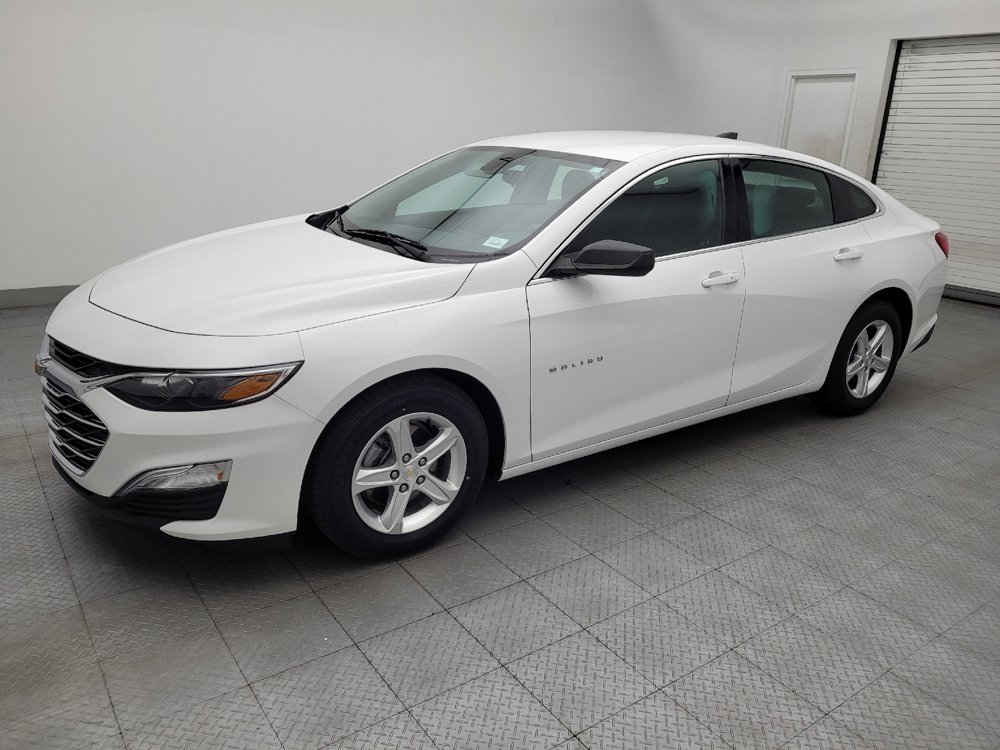Used 2022 Chevrolet Malibu LS FWD image 2
