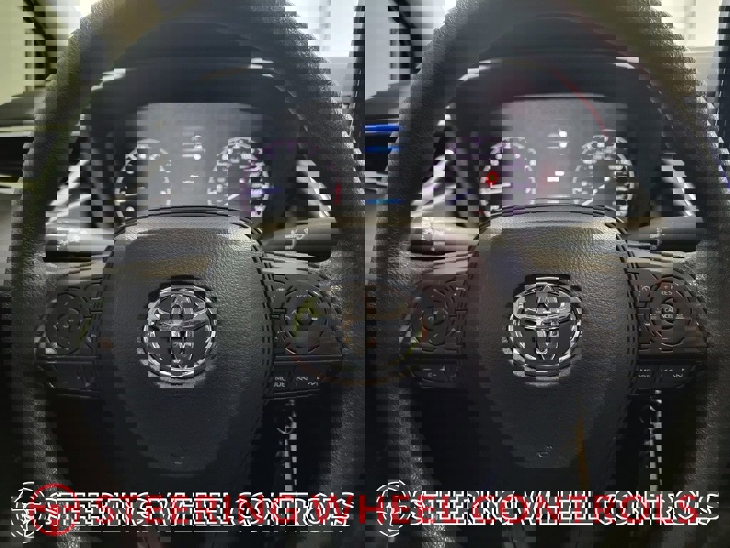 Used 2024 Toyota Corolla LE image 18