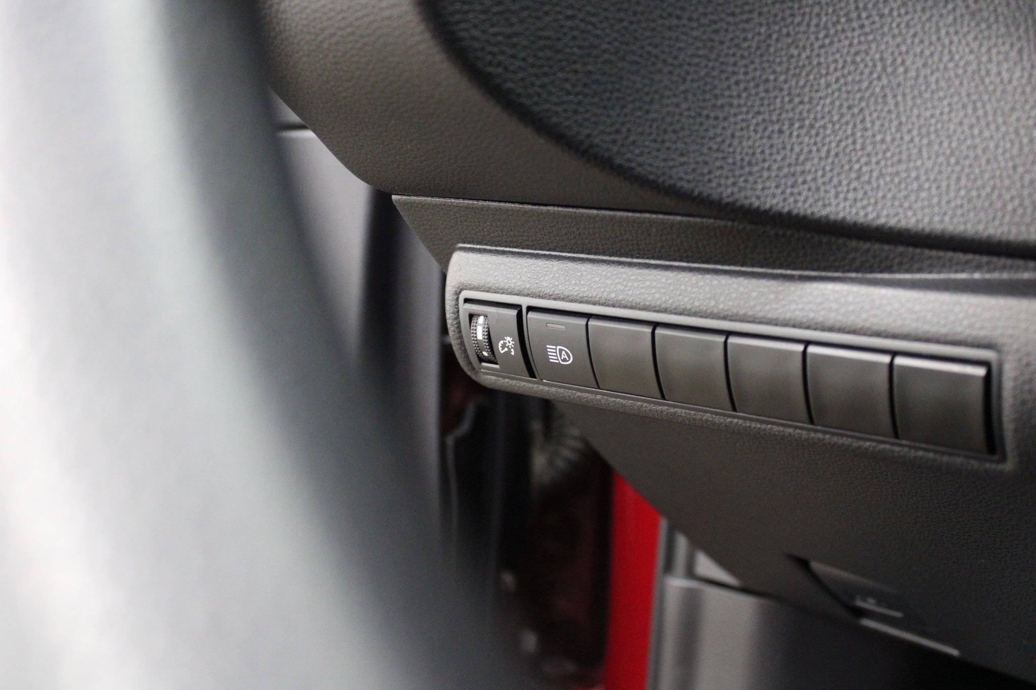 Used 2022 Toyota Corolla LE image 27