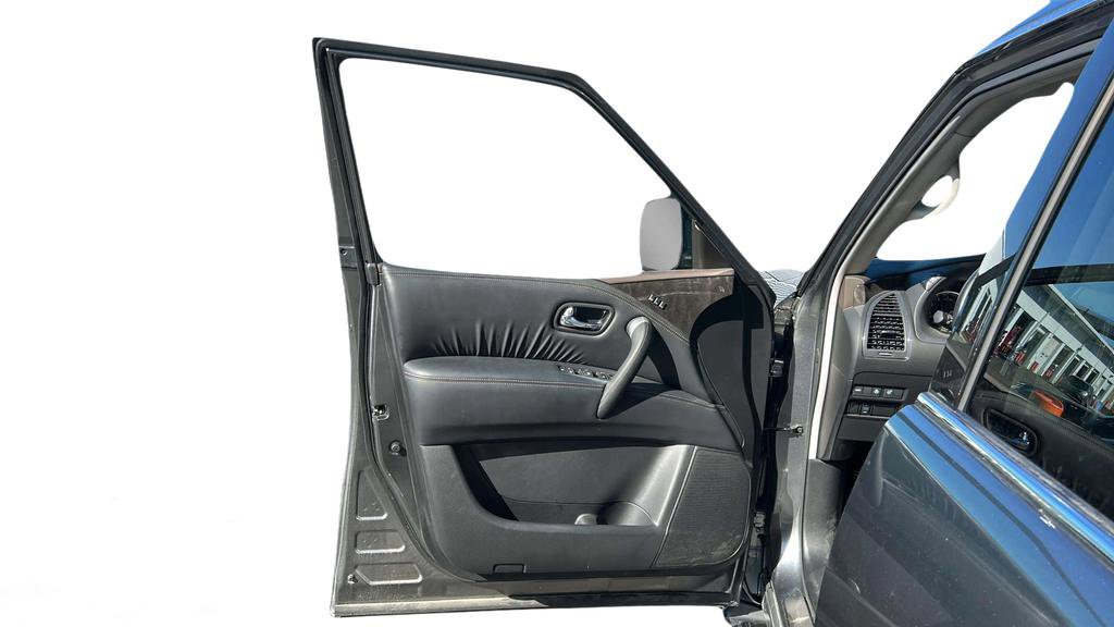 Used 2024 Nissan Armada Platinum w/ Cargo Package RWD image 16