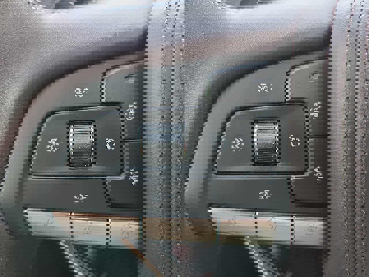 Used 2023 Cadillac Escalade Sport Platinum image 23