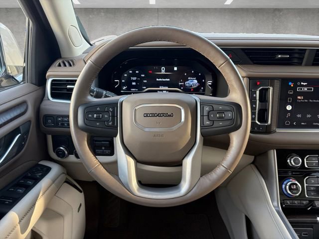 Certified 2022 GMC Yukon XL Denali w/ Denali Premium Package RWD image 21