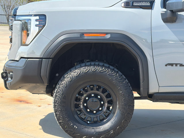 Used 2025 GMC Sierra 2500 AT4X w/ AT4X AEV Edition AWD/4WD image 5