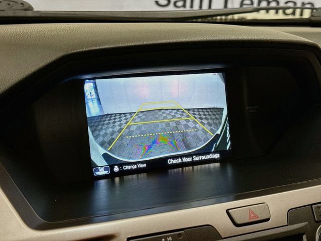 Used 2016 Honda Odyssey Touring Elite image 14