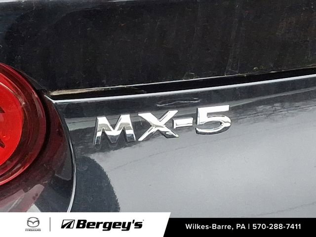 Used 2024 MAZDA MX-5 Miata RF Grand Touring RWD image 22