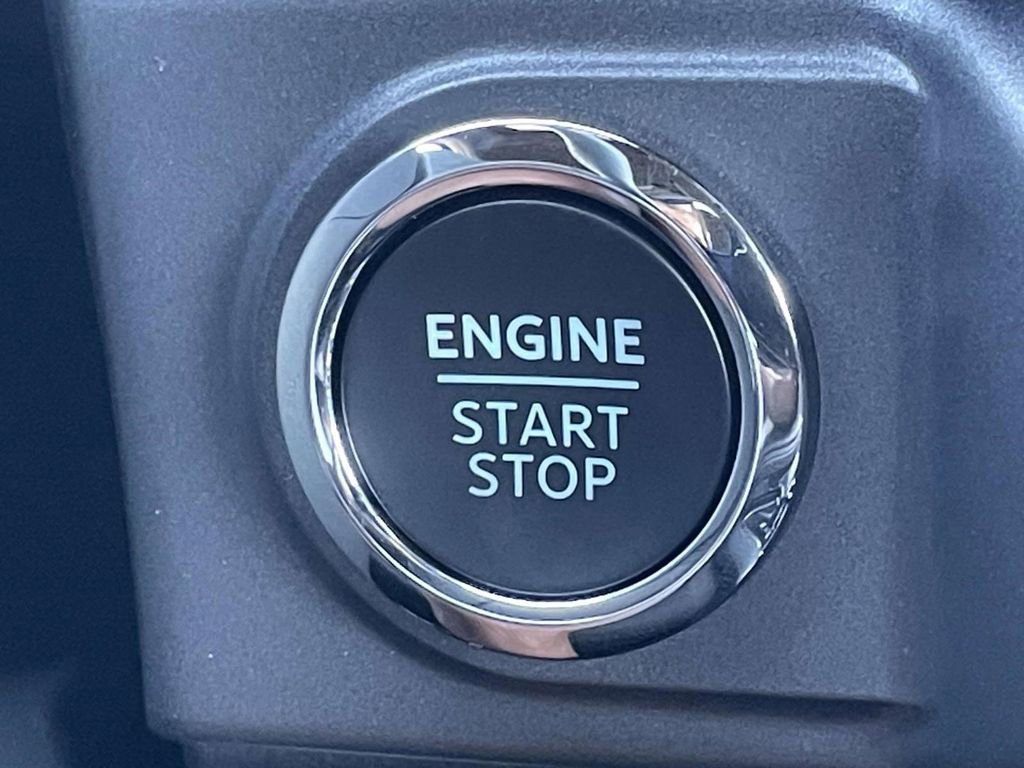 New 2025 Ford F150 XLT w/ Equipment Group 302A MID image 5