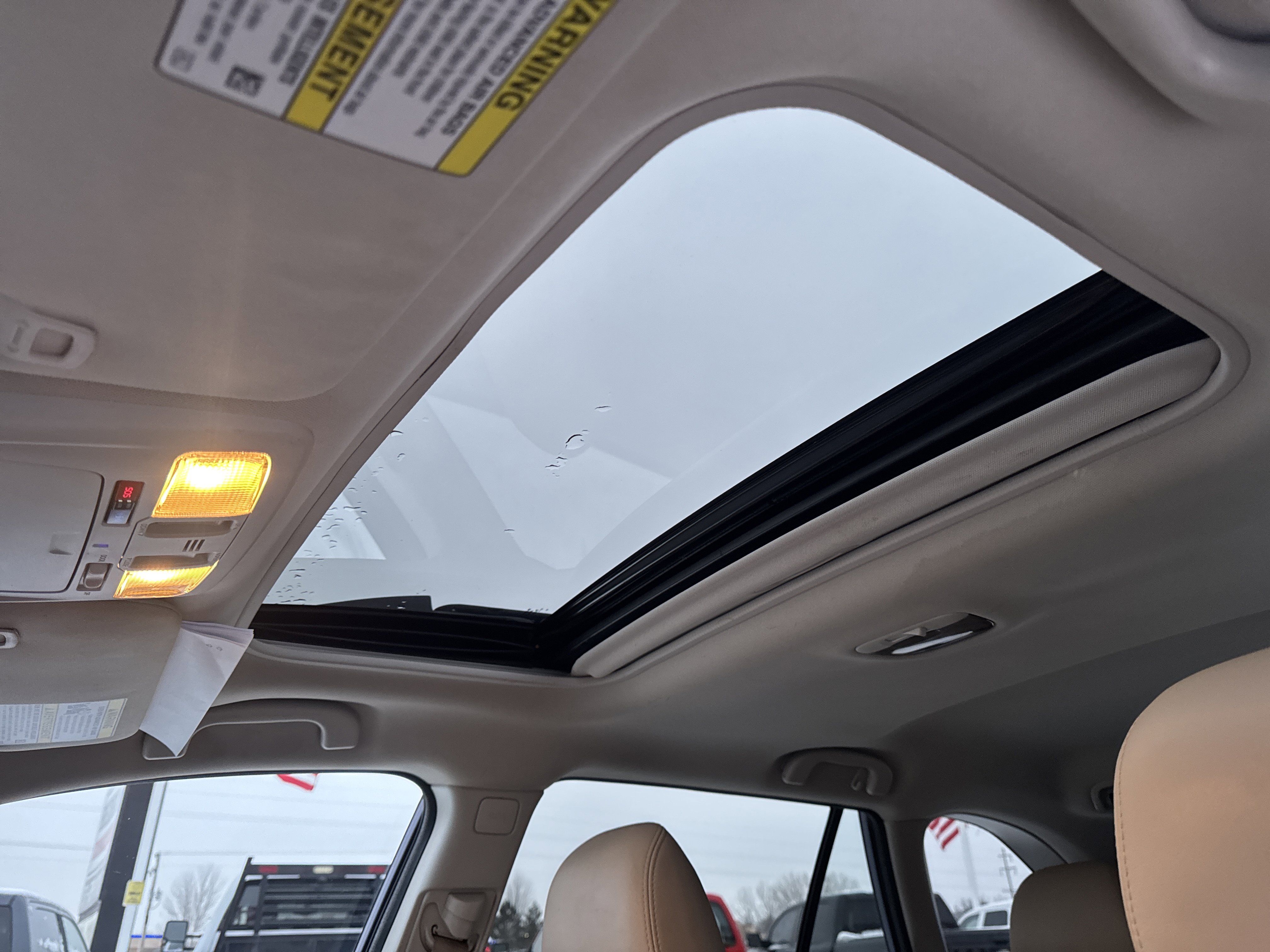 Used 2017 Subaru Outback 2.5i Limited image 18