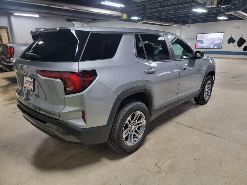 Used 2025 GMC Terrain Elevation AWD/4WD image 4