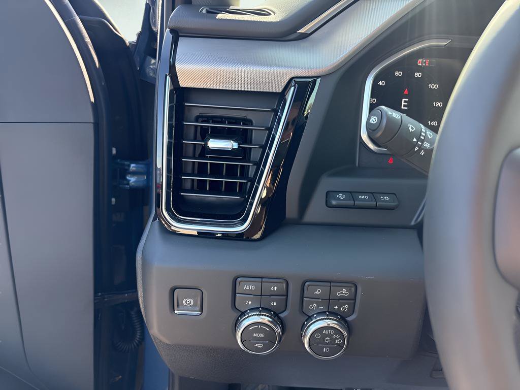 New 2026 GMC Sierra 2500 Denali w/ Denali Reserve Package AWD/4WD image 38